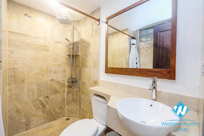 Brightly and cozy three bedrooms apartment for lease in Xuan Dieu, Tay Ho